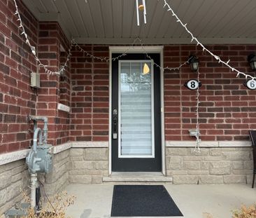 For Lease - 8 Longboat Run, Brantford, Ontario - Photo 3