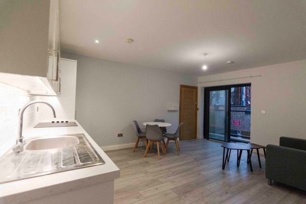 1 Bed Flat, Stamford Hill, N16 - Photo 1