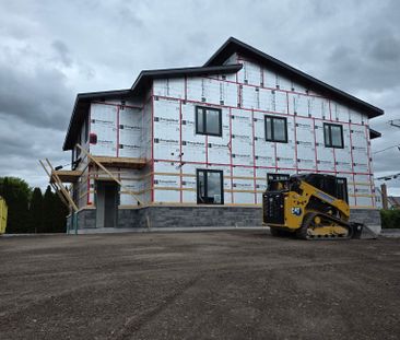 For Lease - 5 Sienna Avenue Unit# C, Belleville, Ontario - Photo 1