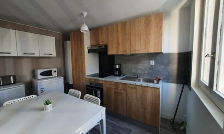 Location Appartement 4 pièces LIMOGES (87000) - Photo 2