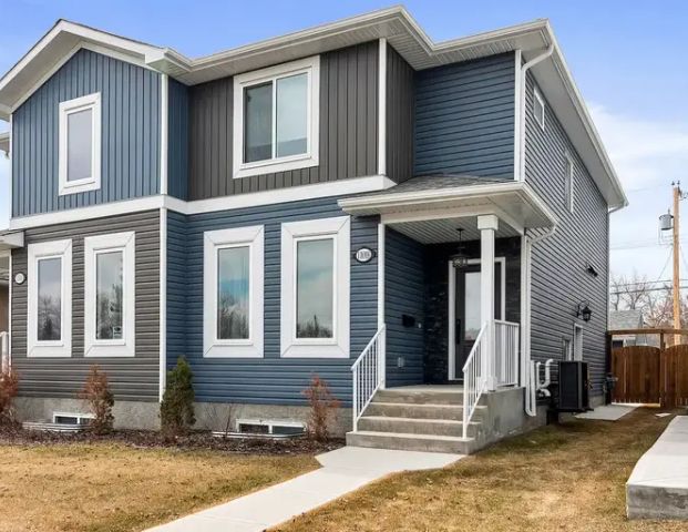 Luxury Furnished Duplex for Rent | 11018 149 Street, Edmonton - Photo 1