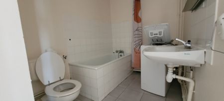 Location Appartement 1 pièce 25m² RENNES 35700 - Photo 4