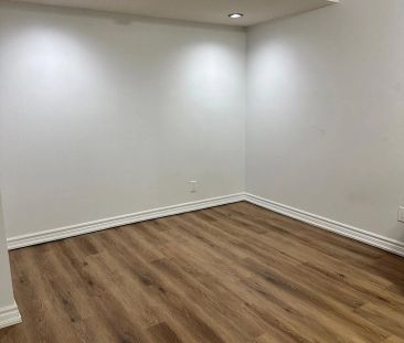 133 Adventure Crescent #Bsmt - Photo 3