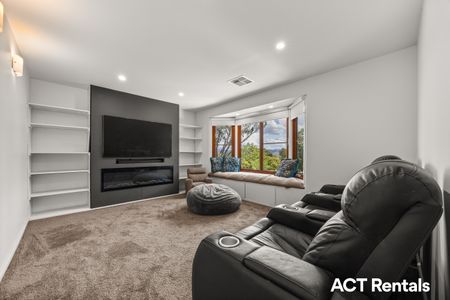 29 McConnell Crescent, Kambah ACT 2902 - House For Rent | Domain - Photo 5
