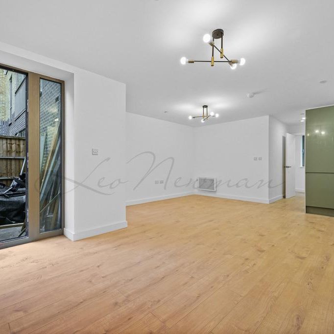 3 bedroom flat to rent - Photo 1
