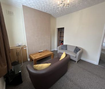 Wellington Street, Heslington Road - P10558 - Photo 1