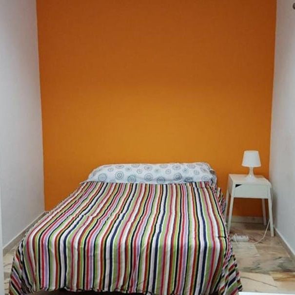 Calle Porvenir, Sevilla, Andalusia 41013 - Photo 1