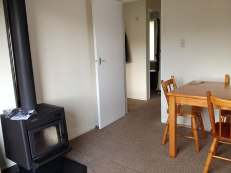 2A Chancellor Way, Crofton Downs - Photo 2