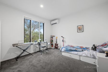 67 Field Street, Clifton Hill VIC 3068 - Townhouse For Rent | Domain - Photo 4