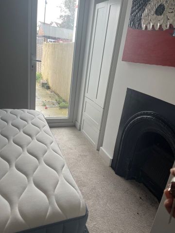 2 Bed Flat, Horn Lane, W3 - Photo 3