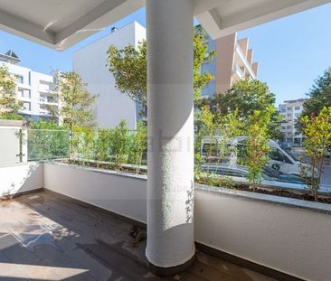 Carcavelos e Parede, Lisbon - Photo 6