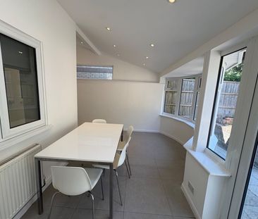 4 Bed End Terrace, Jack Clow Road, E15 - Photo 3