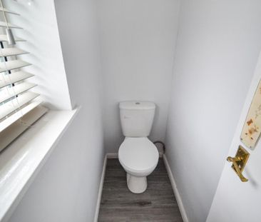 3 bedroom semi-detached house to rent - Photo 6