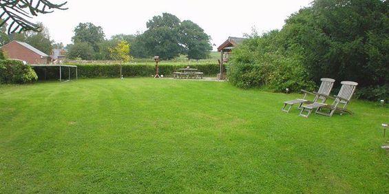 2 bedroom cottage to rent - Photo 3