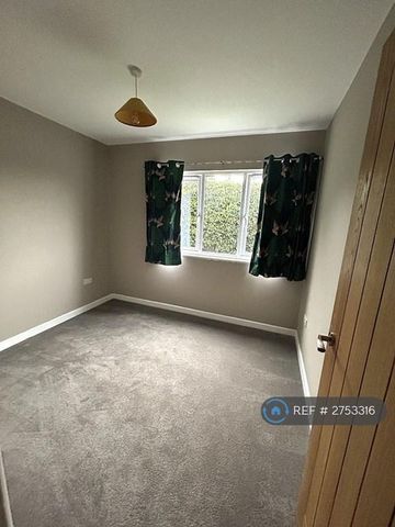 3 bedroom bungalow to rent - Photo 5
