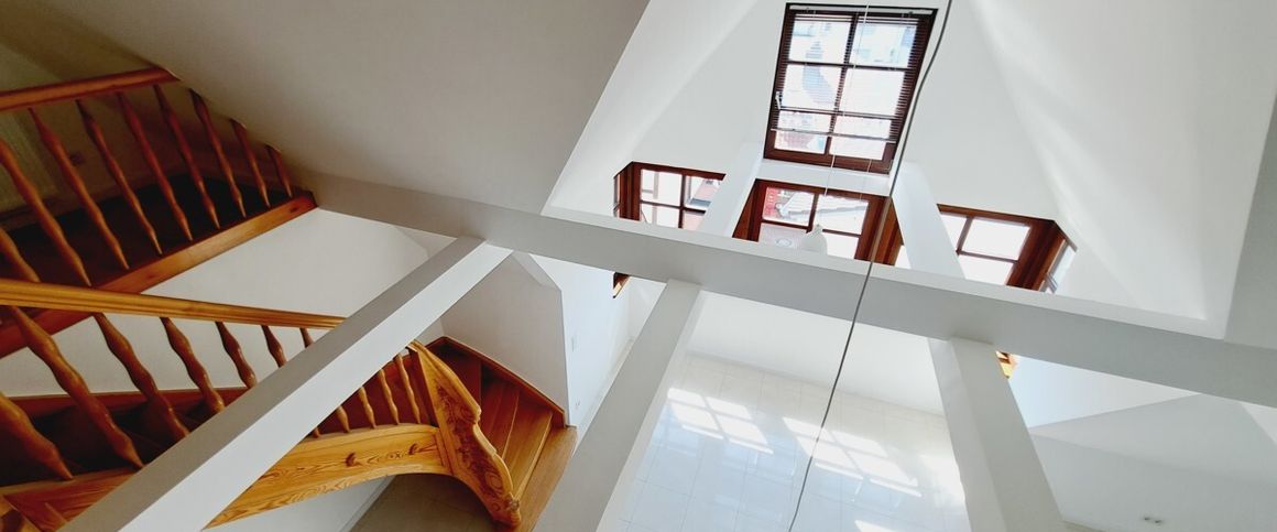 MIETE: Ober-Ingelheim, Studio-Wohnung mit 4-Zimmern, EBK und einen Stellplatz - Foto 1