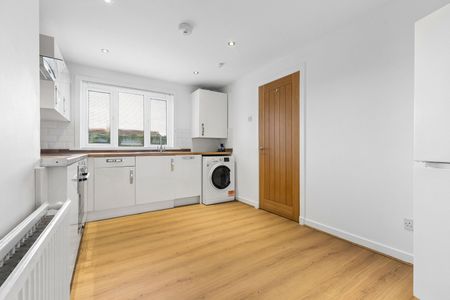 Landrick Avenue - Photo 5
