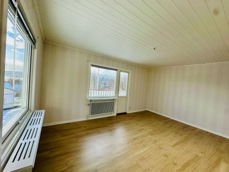 Moreliusgatan, Sundsvall - Photo 2