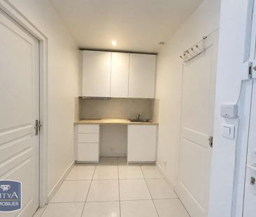 Location Appartement 1 pièce 26m² TOULON 83000 - Photo 2