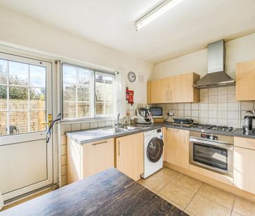 3 bedroom bungalow to rent - Photo 1