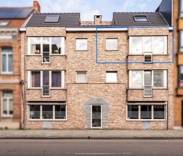 Lichtrijk 2-slaapkamerappartement met terras - Photo 6