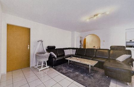 Wonderful 1.5-room apartment with balcony and fireplace in Warth-Weiningen, TG - Photo 2