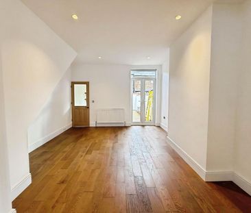 2 bedroom terraced house to rent - Photo 3