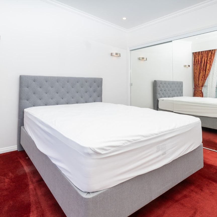 Penthouse Apartment - Photo 1