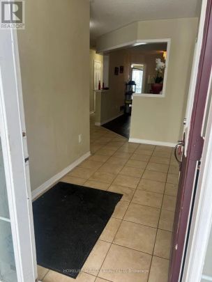 33 REVELSTOKE PLACE - Photo 1