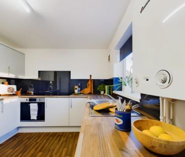 4 Bedroom House - Photo 6