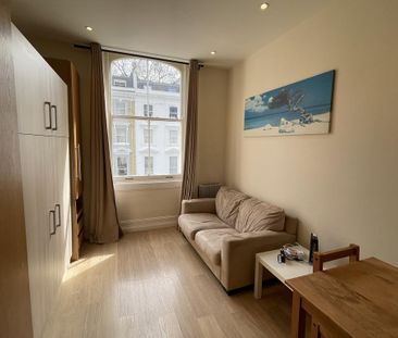 Studio to rent - Photo 1