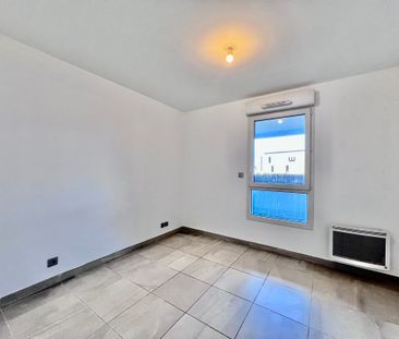 Appartement 3 pièces 54m2 MARSEILLE 13EME 914 euros - Photo 6