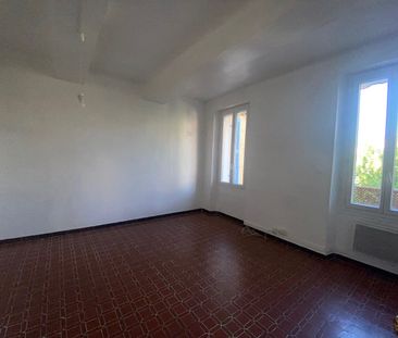 Location Appartement 3 pièces 84m² - Photo 3