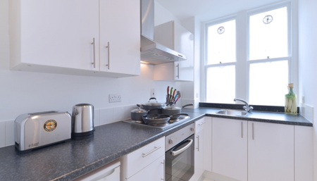 1 bedroom flat to rent - Photo 5