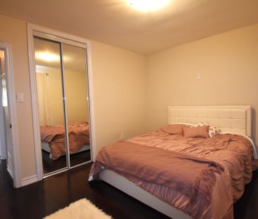 For Lease - 15 Suraty Avenue, Toronto, Ontario - Photo 6