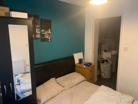 5 bedroom house to rent - Photo 3