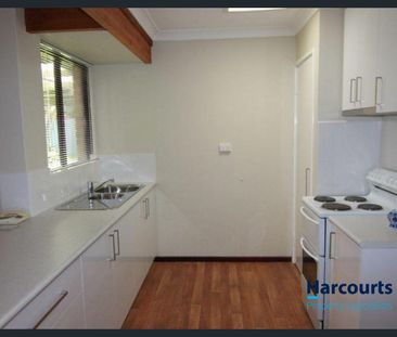 Well-Located 3-Bedroom Home in the Heart of Willetton - Photo 2