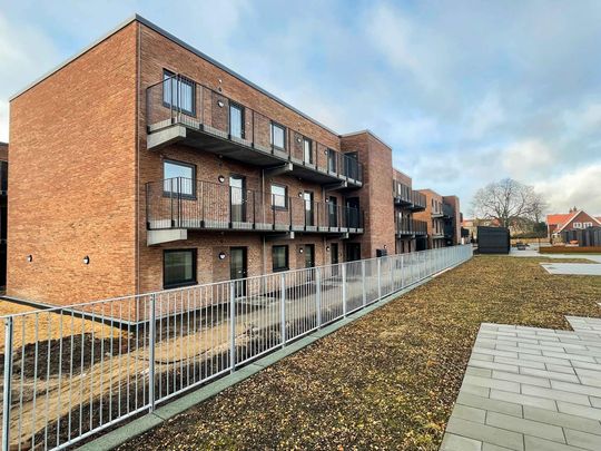 Lys 2-værelses lejlighed i Asani Haven - Photo 1