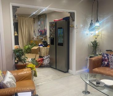 1 Bed Maisonette, Halsbury Road West, UB5 - Photo 1