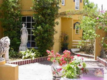 Chalet en alquiler en Los Arqueros, Benahavis - Photo 2