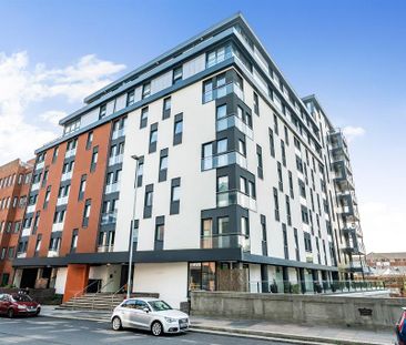 Studio to rent - Photo 6