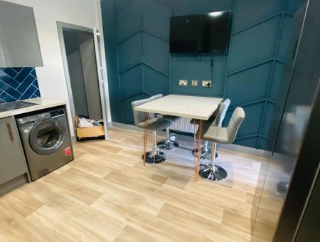 Room 1, 141 Balby Road, Doncaster - Photo 5