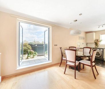 2 bedroom flat to rent - Photo 5