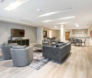 For Lease - 4055 Parkside Village Drive Unit# 815, Mississauga, Ont... - Photo 4