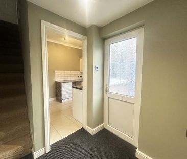 2 bedroom terraced house to rent - Photo 6