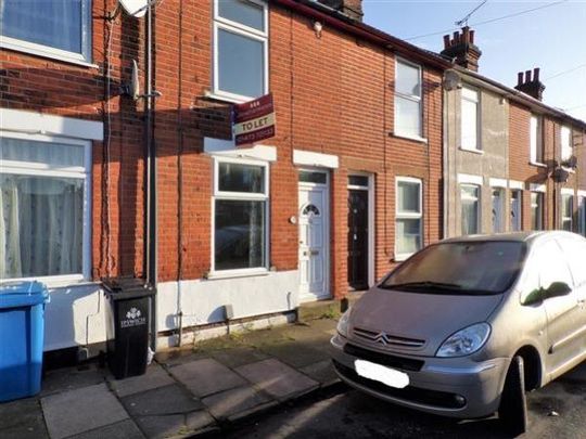 2 bedroom terraced house to rent - Photo 1