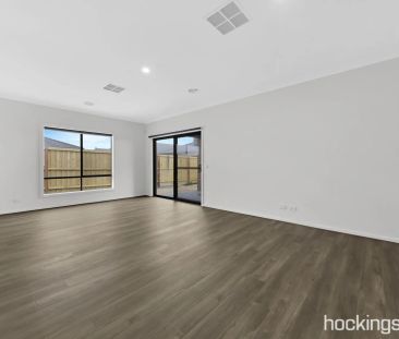 BRAND NEW FAMILY HOME IN DONNYBROOK - Photo 4