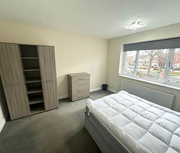 Stanhope Drive (room 1), Horsforth, Leeds - Photo 5