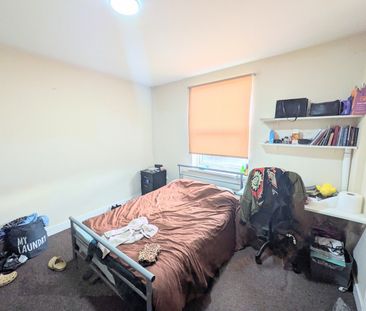 3 Bed End Terrace, Belton Street, NG7 - Photo 3