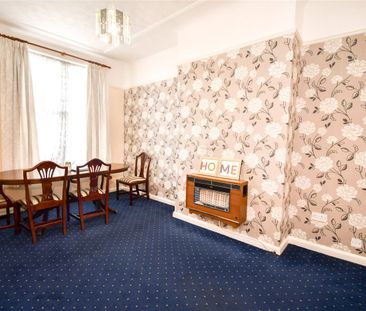 Wheatland Lane, CH44 7EQ, Wallasey - Photo 2